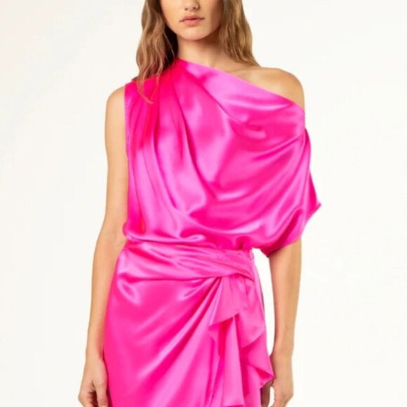 Michelle Mason Asymmetrical Top Featuring Folded Pleat Details In Pure Silk 2 - Picture 1 of 16